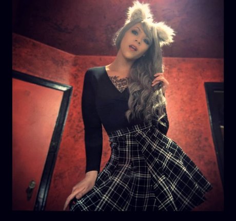 Trollslug sex model photo