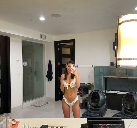 Mia Hayward pornstar beautiful photos