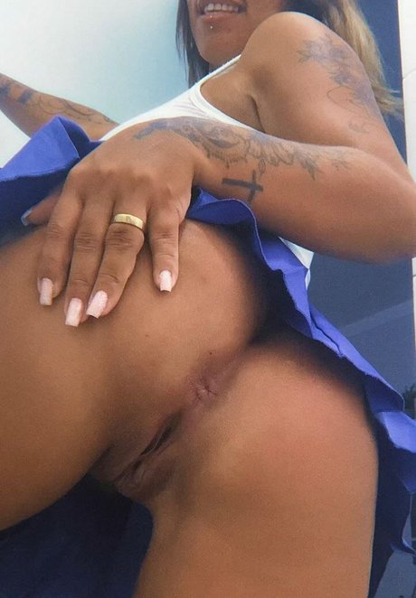 DjNanda erotic star images