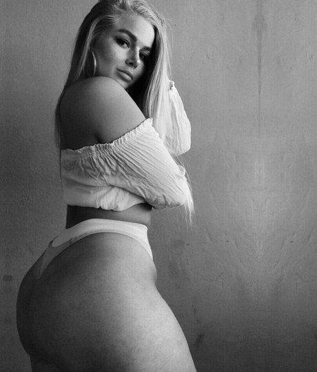 Emmahaggstrom beautiful pornstar gallery