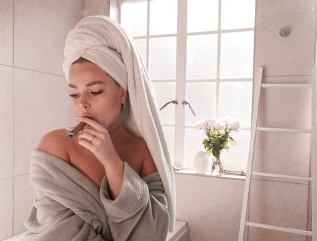 Emmahaggstrom hd pornstar img