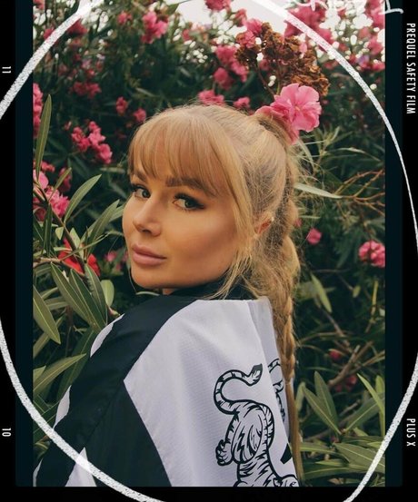 Emmahaggstrom model art photo