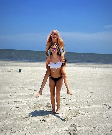 Jasmine Jade star sexy galleries