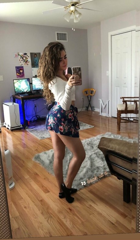 Melipastel nudes actress pictures