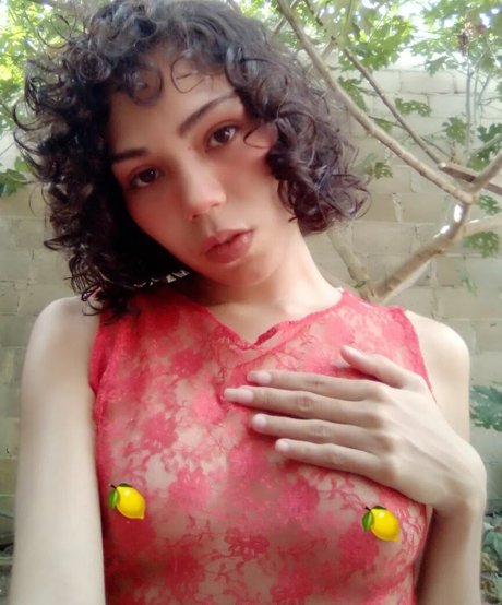 Maiyagami exclusive model pics