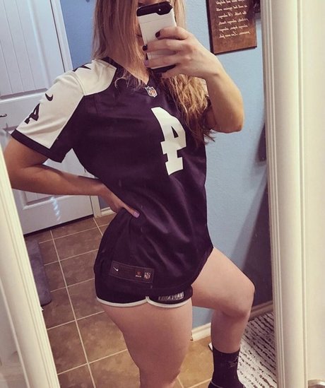 Ashleelyn__ pretty model img