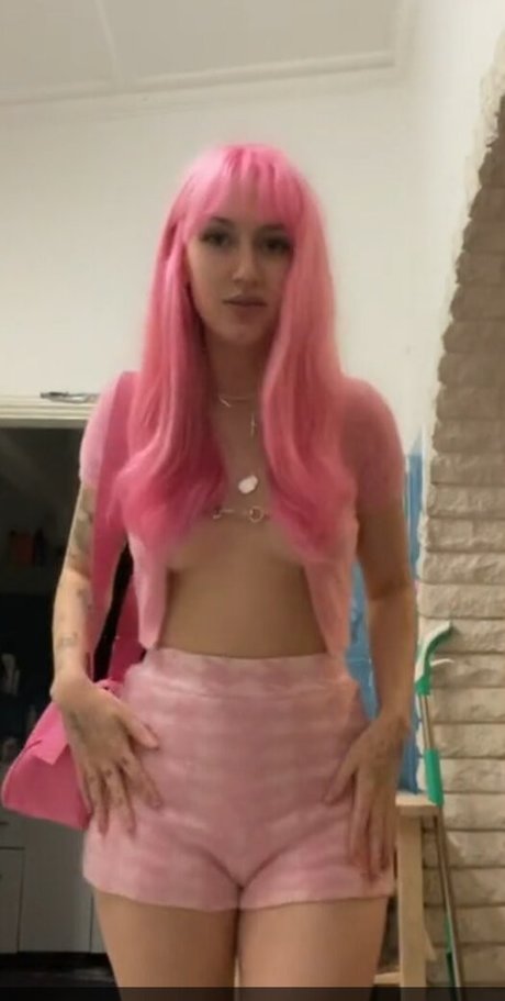 PeachPRC nude star picture