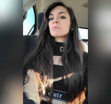 MaryMaybe top model pics