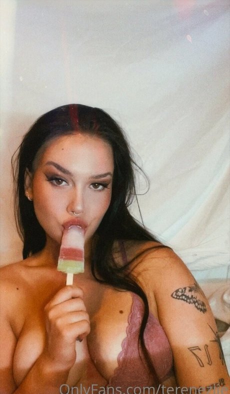 terenezije model sexy photo