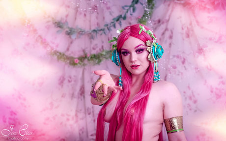 Crashcandy naked actress gallery