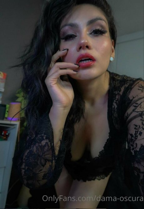 Dama Oscura star high quality img