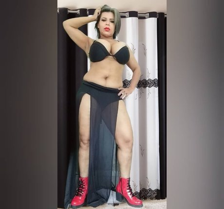 Elizbete Perera star erotic gallery