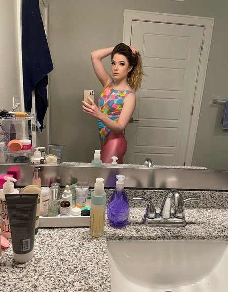 Brialeigh pornstar sexy photo