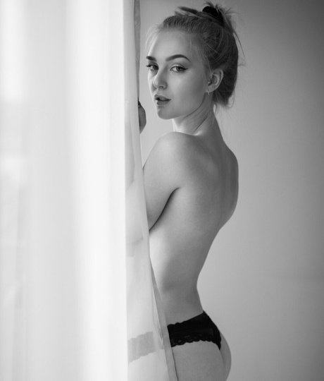 B Smith model porn picture