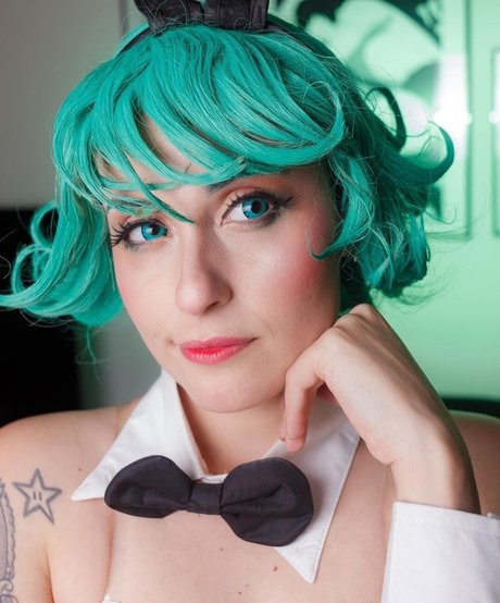 Patripopes erotic model image