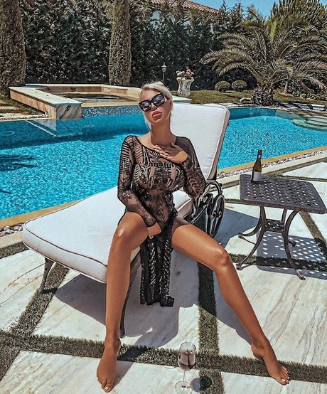 titty fuck onlyfans top archive