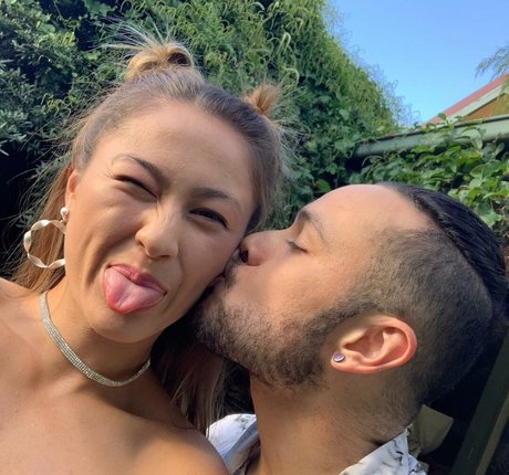 Gronya Somerville sex pornstar photo