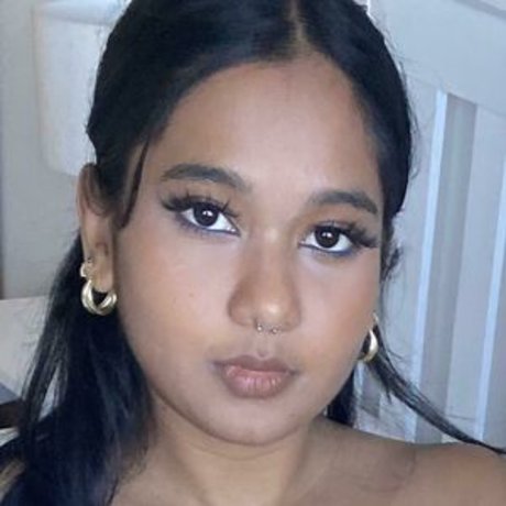 Mia Z pretty star photos