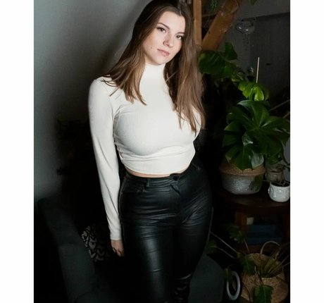 blonde secretary onlyfans sexy xxx pic