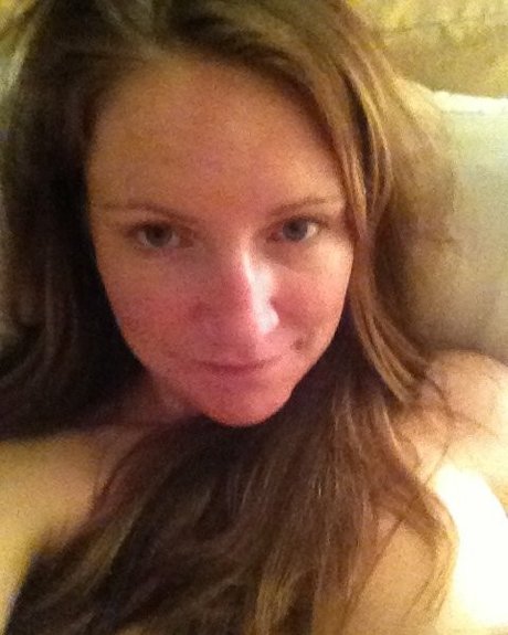 Lauren Kitchen pretty star photos