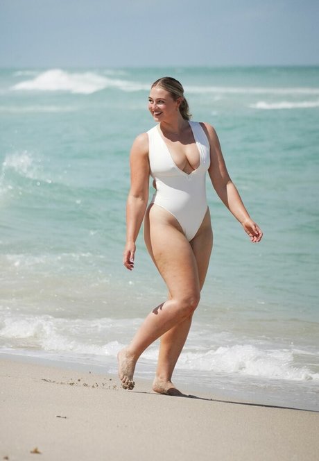 Iskara Lawrence xxx model image