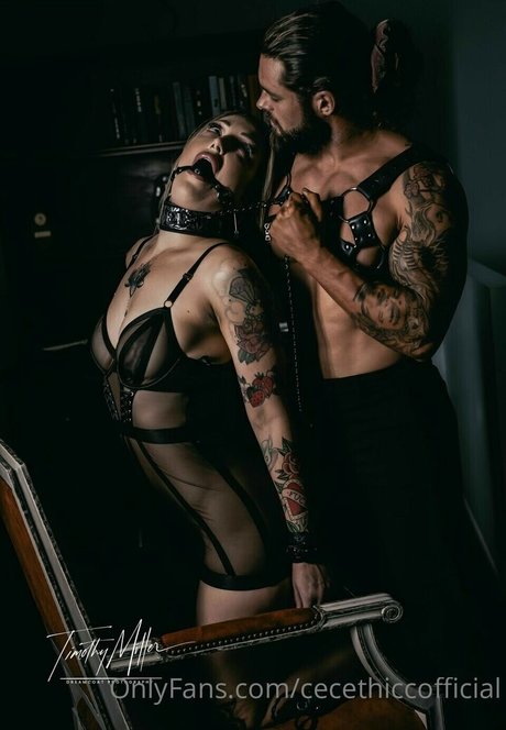 Cecethicc pornstar sex pic