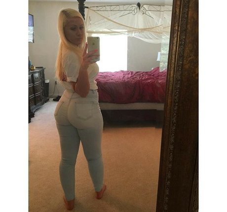 therealsnowphat art actress images