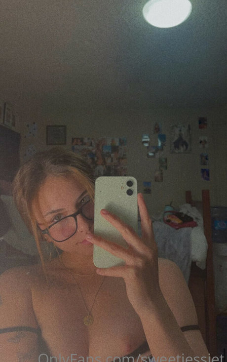 sweetjessiet pornstar nice photo