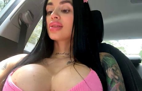 Lara Henao best model gallery