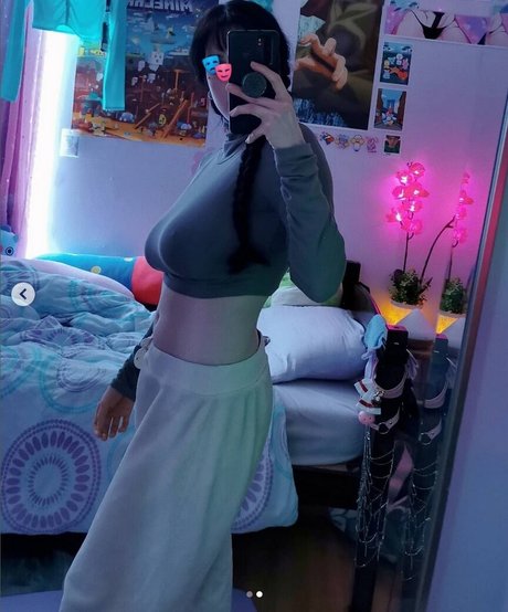 knaiifu waifuu model top photo