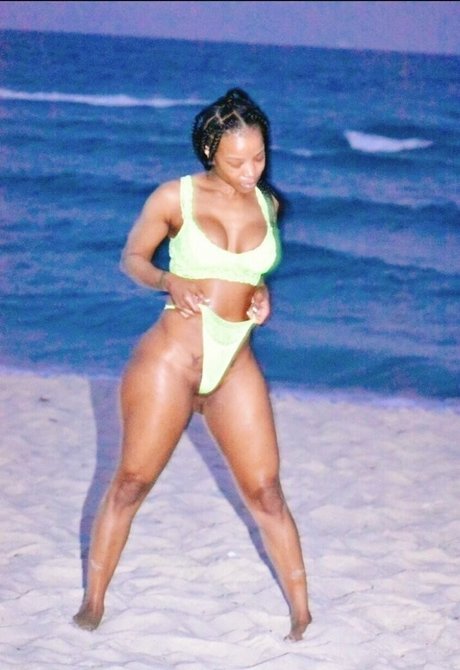 feet milf onlyfans free naked photo