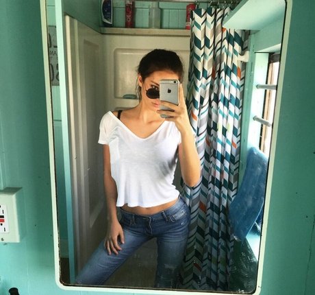 ohwhatafox top star images