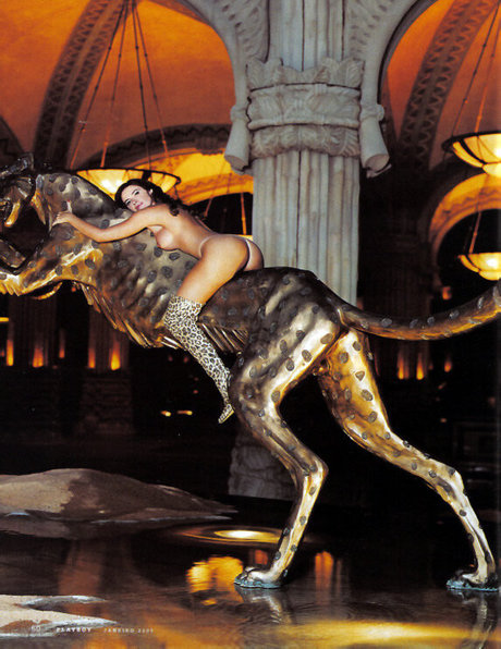 Luma De Oliveira actress pic