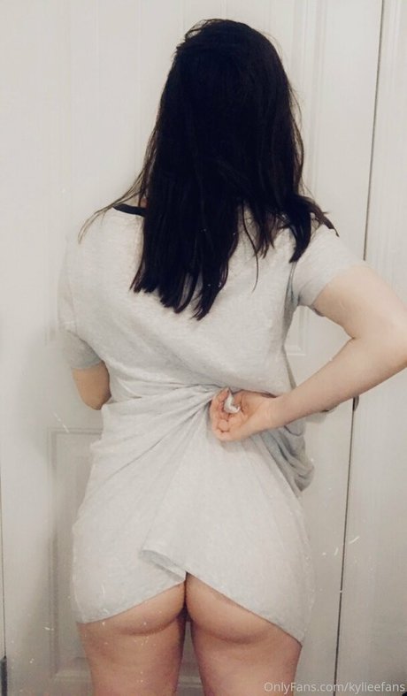 KylieeOW nudes pornstar pictures