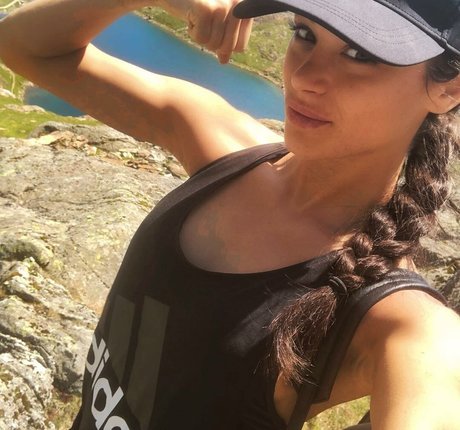 Sandra Dziwiszek top model picture