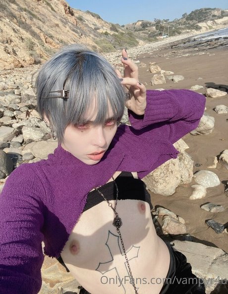 vampyr4u nice actress picture