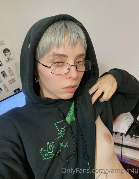 vampyr4u sexy model galleries