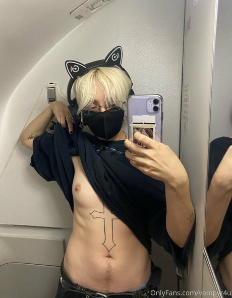 vampyr4u hd star picture