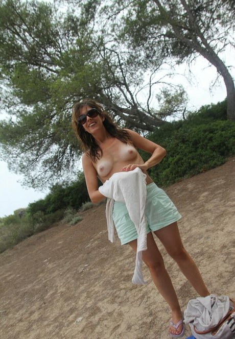 Carine Ribert sexy actress archive