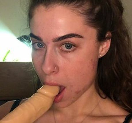 Lydia Forrest star pornographic pics