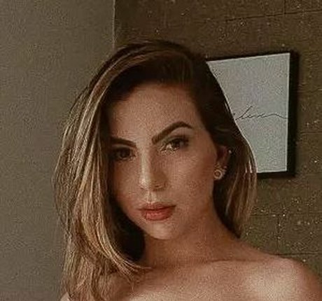 black threesome onlyfans free nude image