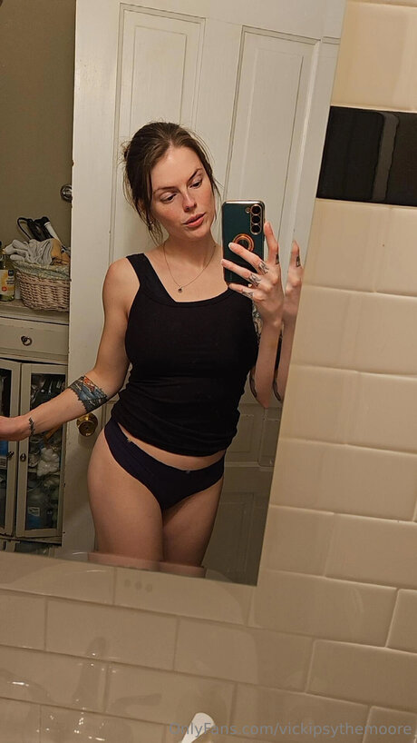 vickipsythemoore high quality pornstar photos