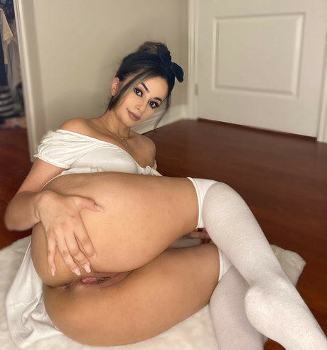 moms onlyfans top gallery