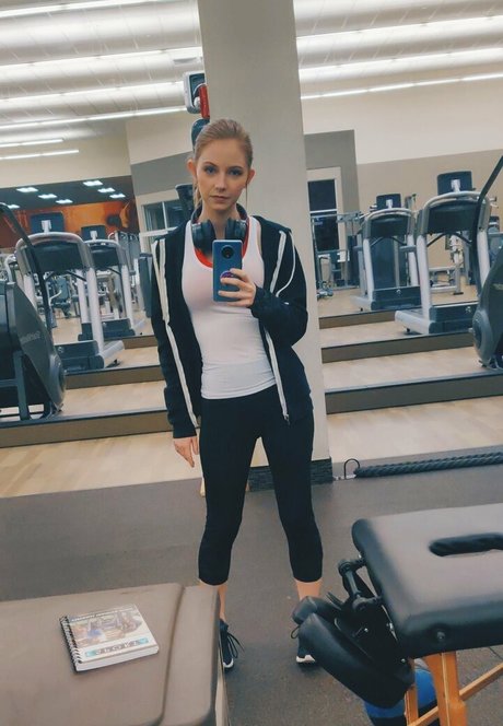 MissClick Live erotic star archive