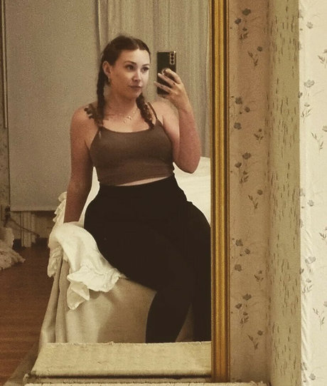 Alexandra Rose star nudes galleries