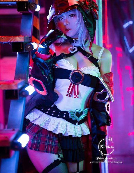 Rithe Cosplay pornstar naked img