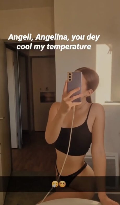 Astrid Guy high quality model img