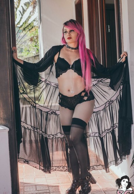 squat onlyfans pretty image