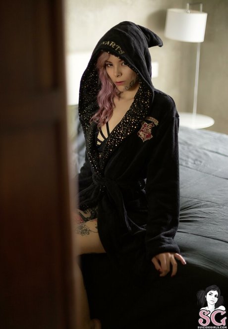 Tinta Nankin pornographic star photo