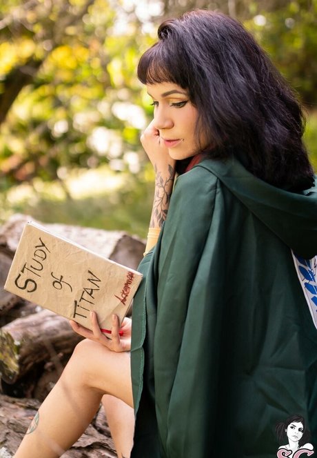 Ilana SG adult model pic